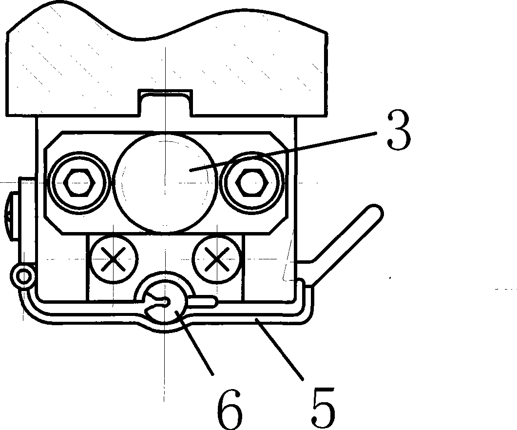 Operation needle gripping quick-changing device for micro-wound operation robot