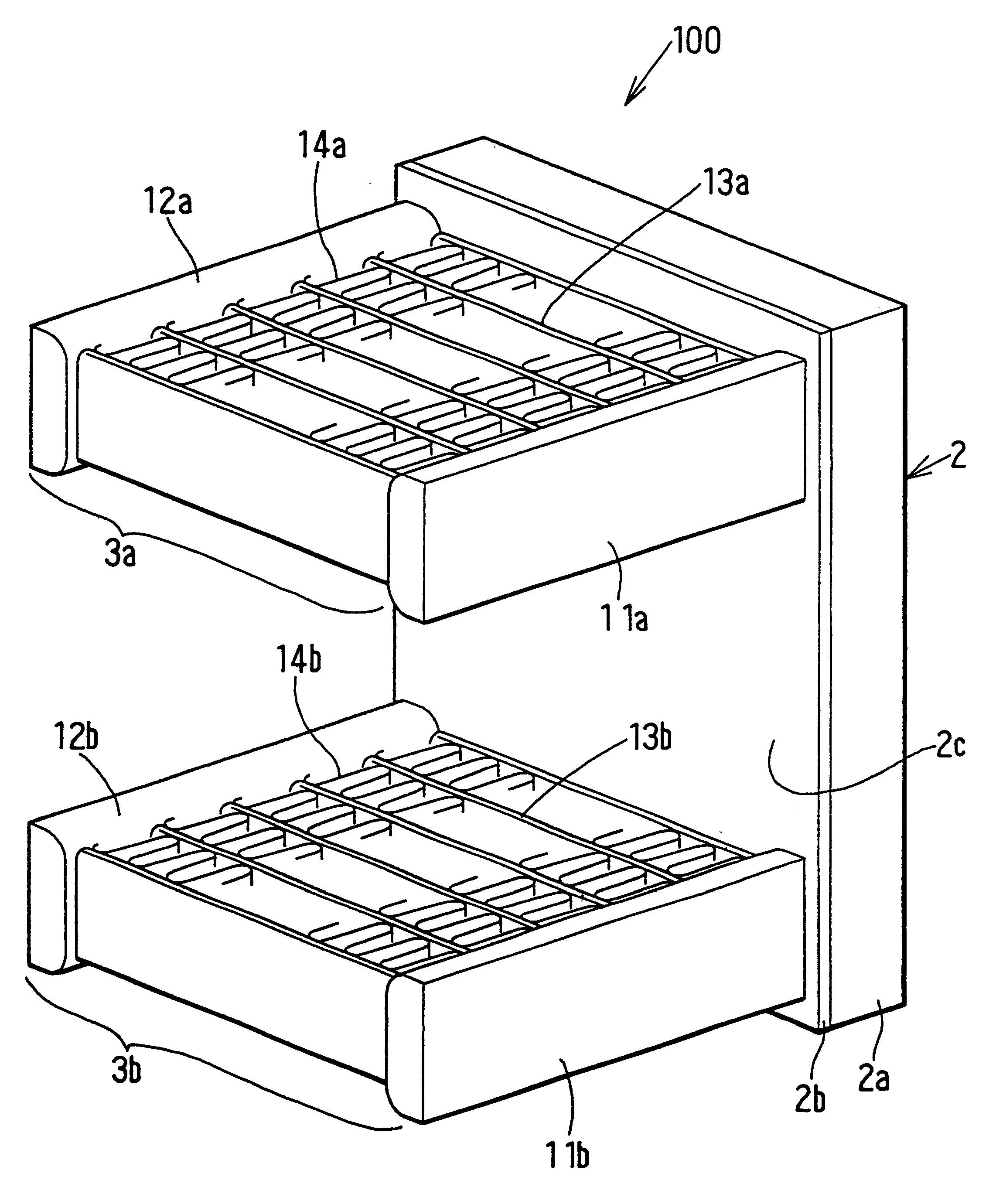 Cooling device boiling and condensing refrigerant