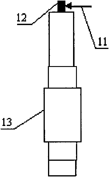 Heat and vibration composite aging treatment method adopting residual heat of casting billets of cast iron rolls