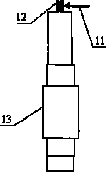 Heat and vibration composite aging treatment method adopting residual heat of casting billets of cast iron rolls