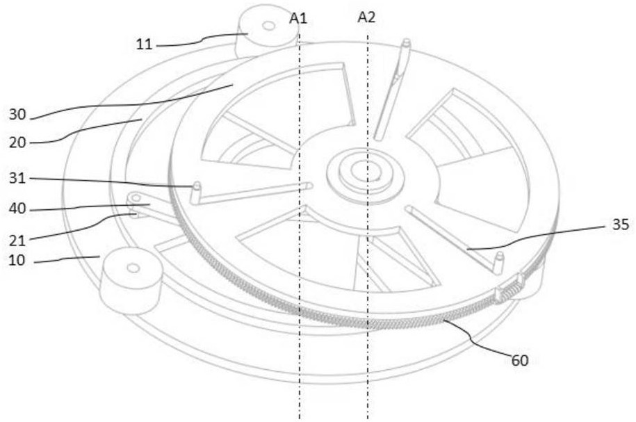 A translational mechanism and gear processing device capable of synchronously adjusting the radius of gyration steplessly