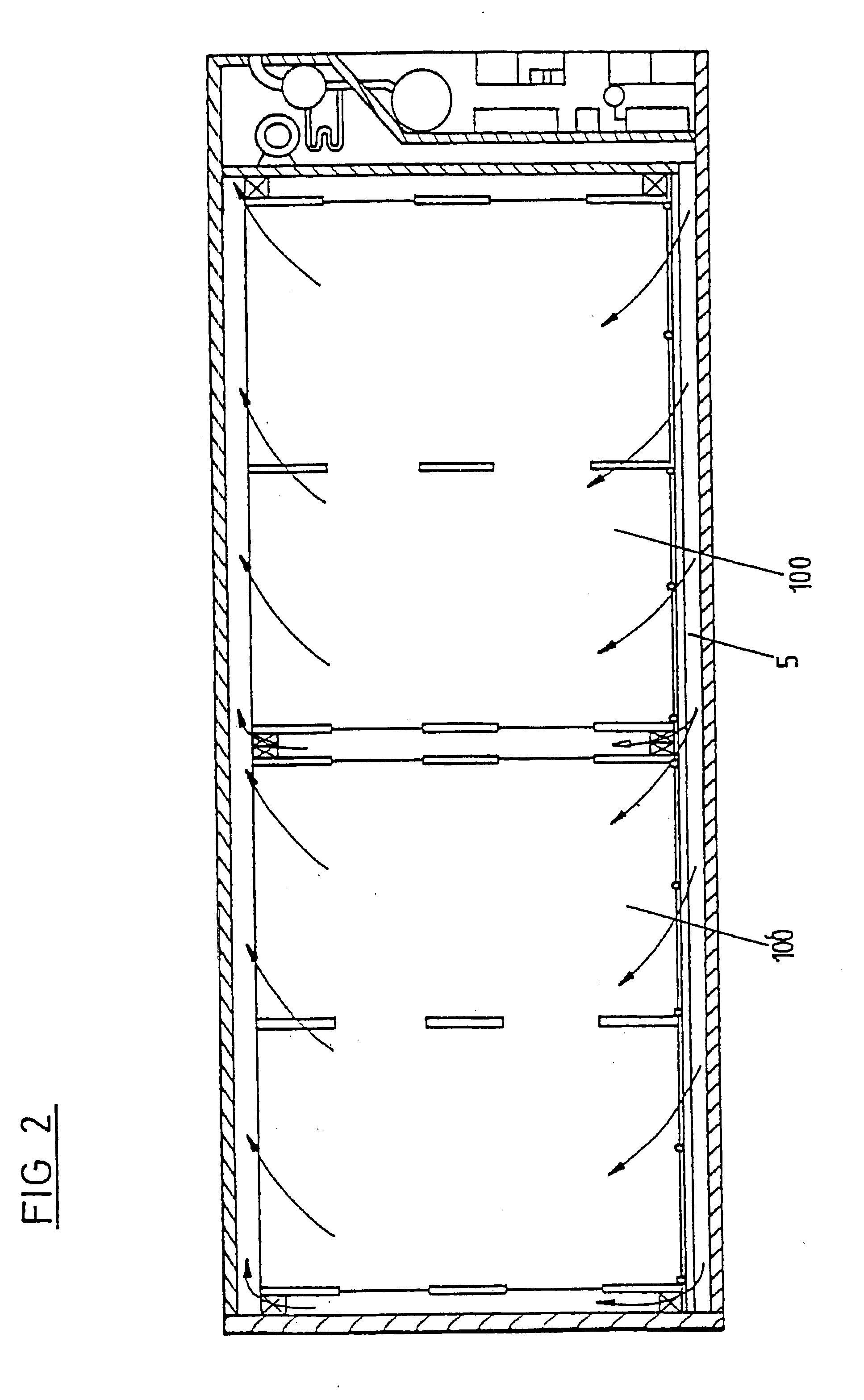 Method of transporting or storing perishable produce