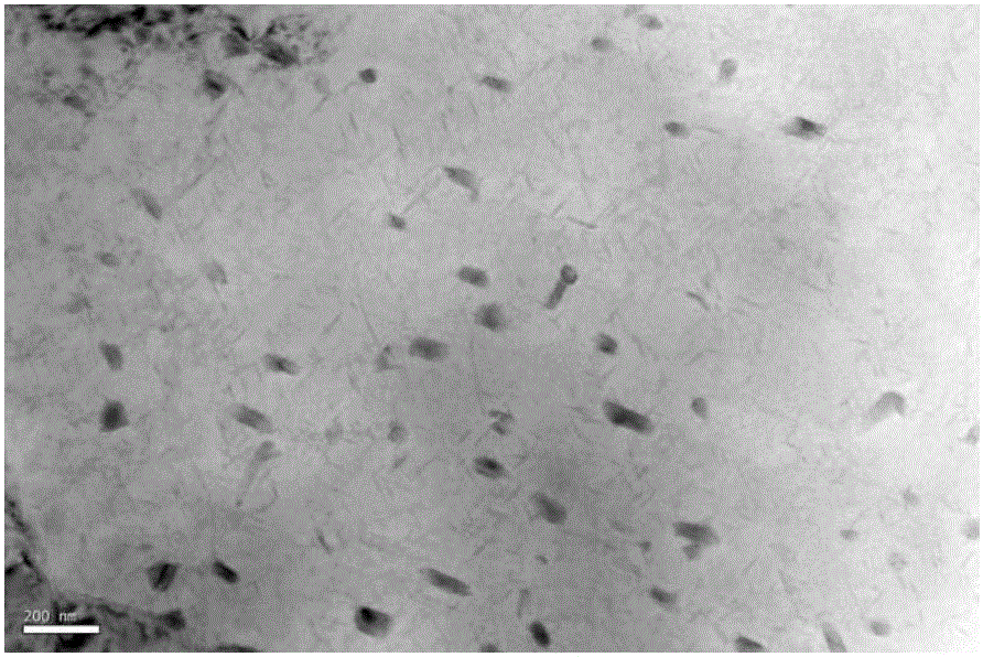 Low-stress manufacturing process for eliminating anisotropism of 2A12 aluminum alloy forging