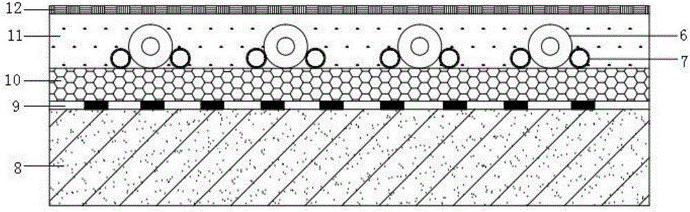 Adjustable phase change heat storage floor based on heat storage heating pipes