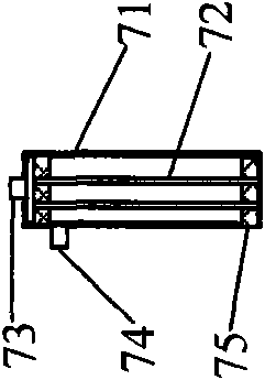 Method and device for treating and purifying sewage in a membrane coupling way