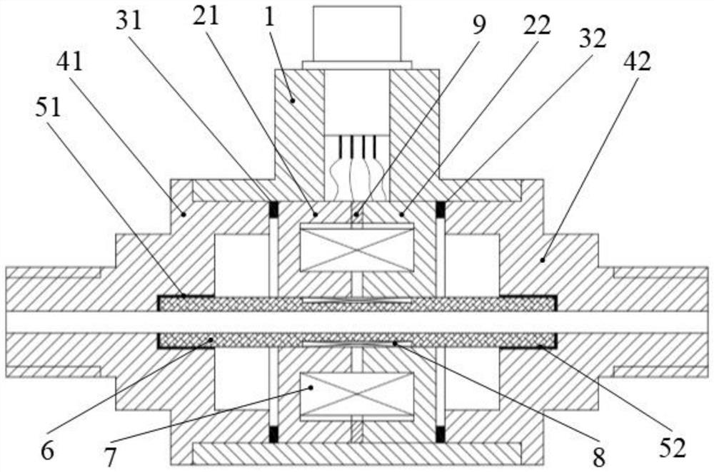 Metal particle detection sensor based on high-frequency high-gradient magnetic field and detection method thereof