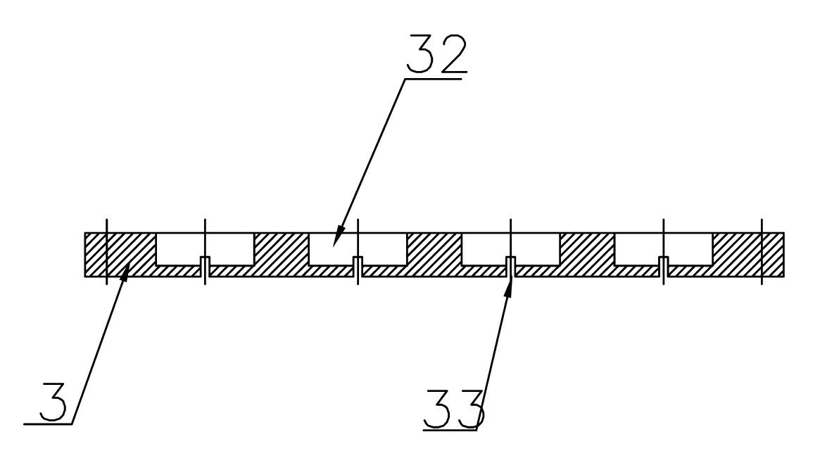 High-speed opening cutting device for chestnuts