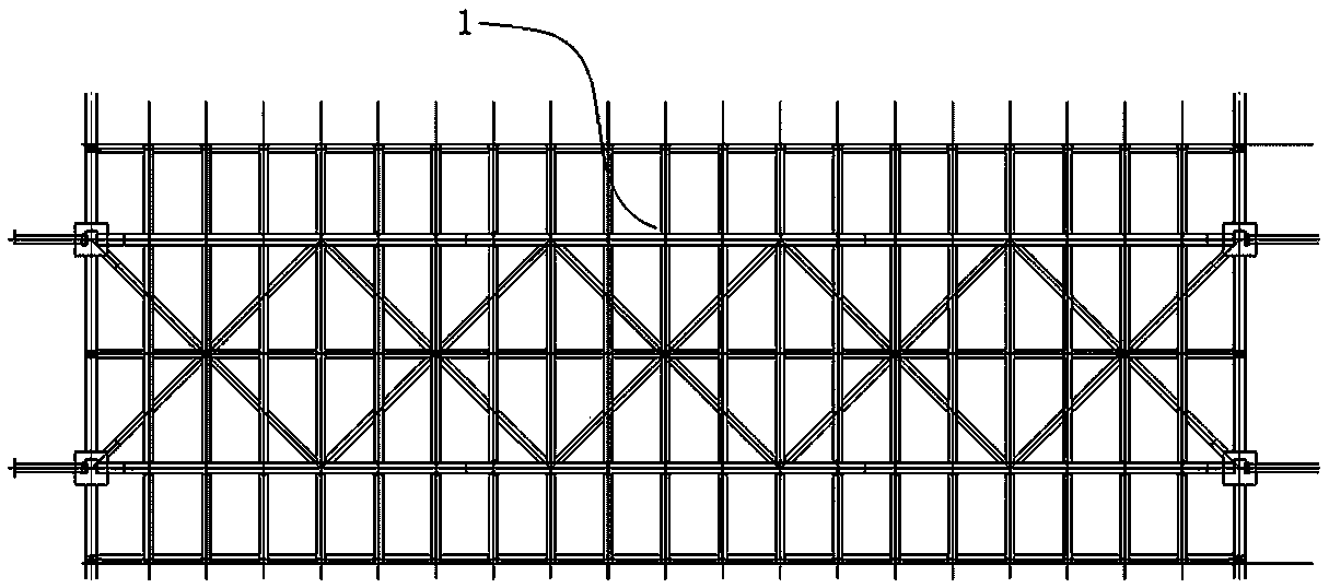 Hoisting system and hoisting construction method for large steel corridor trusses