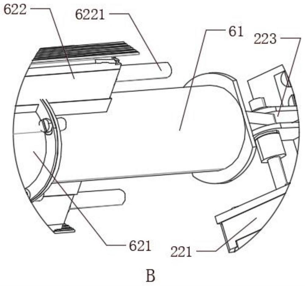 Triggering structure for disinfecting bathtub and using method