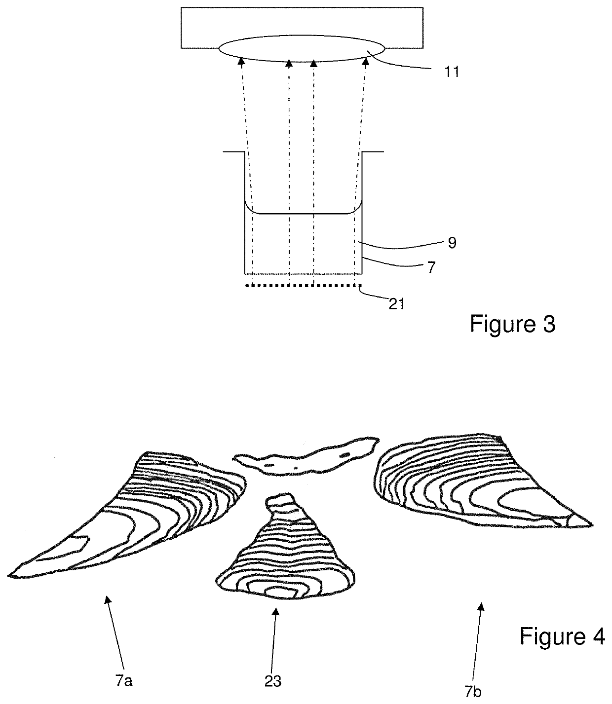 Liquid level detection in receptacles using a plenoptic camera to measure the surface topography of the liquid