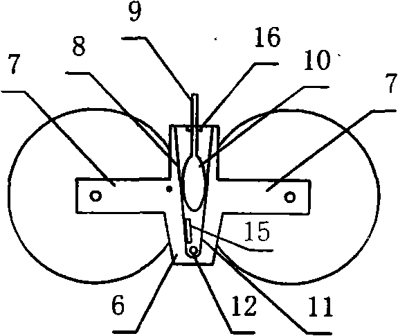 Dry skate equipped with hand-held brake device