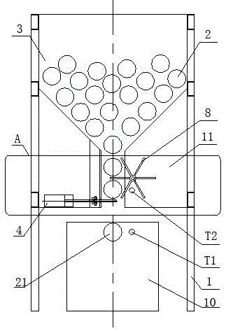 Automatic feeding device of bamboo segment processing machine