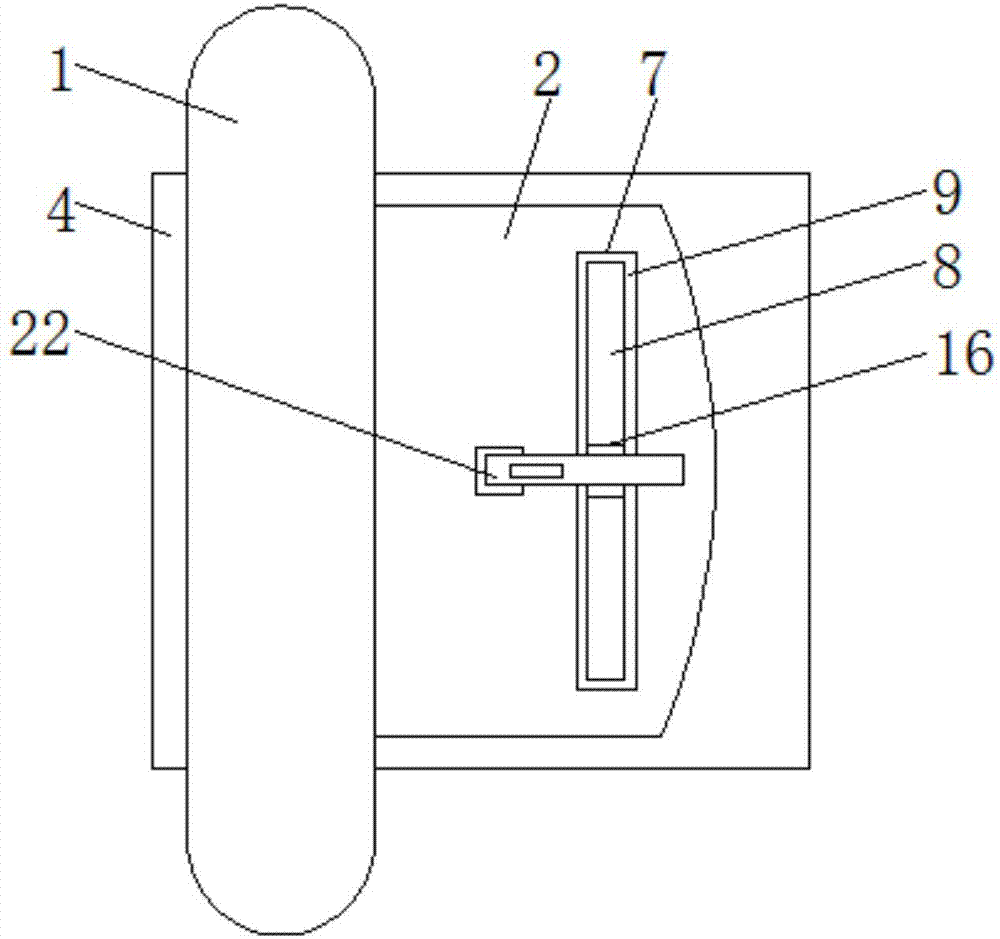 Environment-friendly fan capable of quickly replacing filtering device