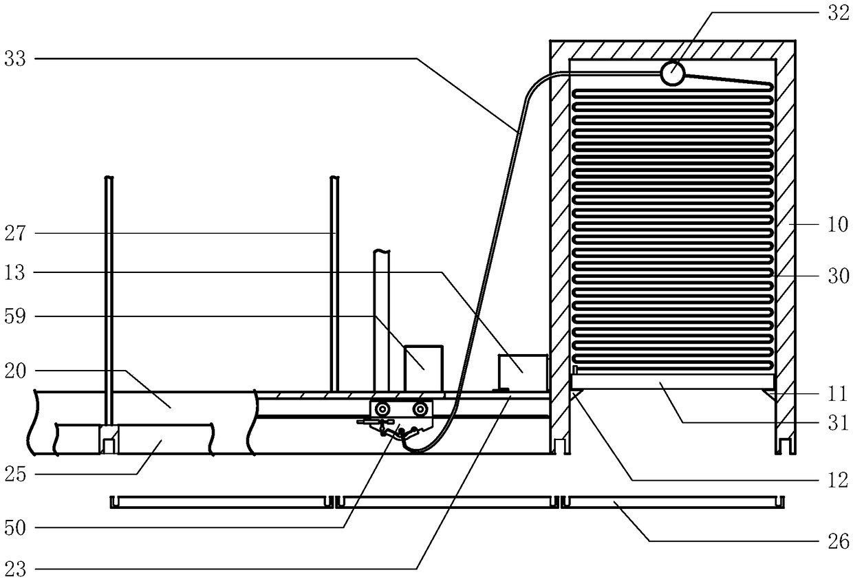 Fire extinguishing device with suspension and coverage functions