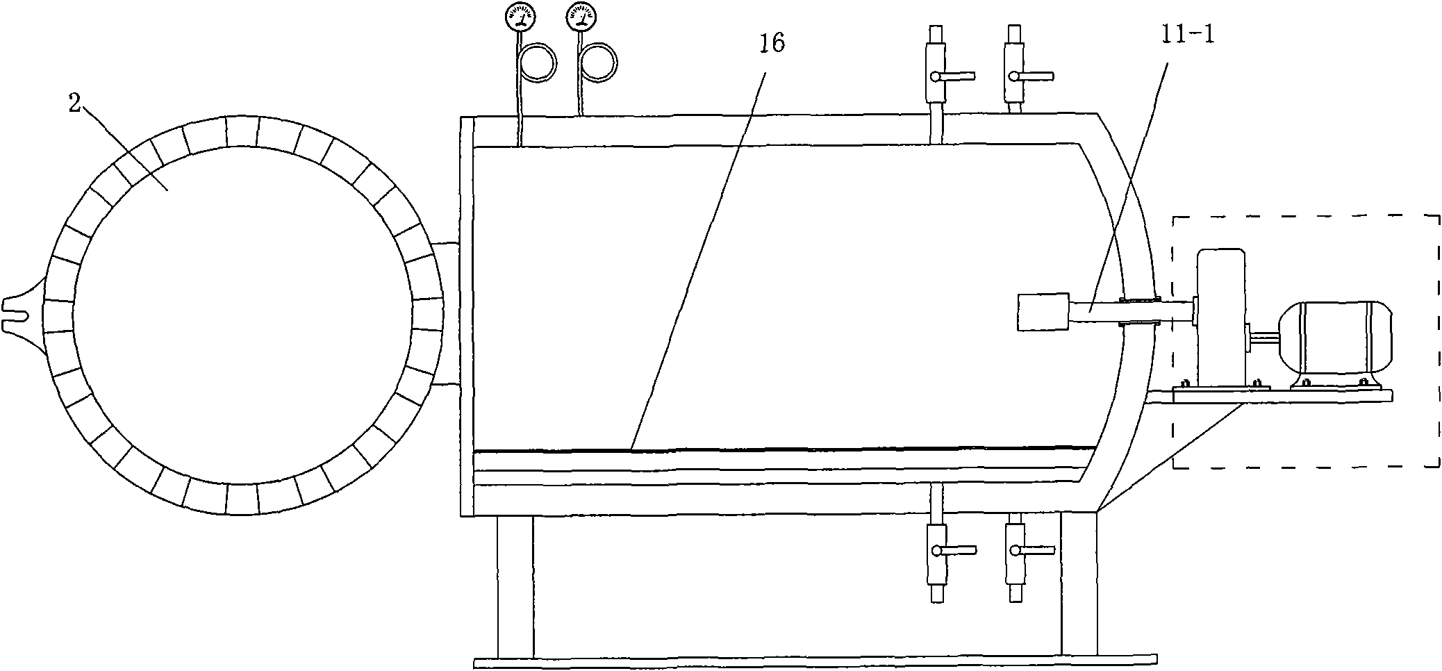 Horizontal fabric rotating steam box