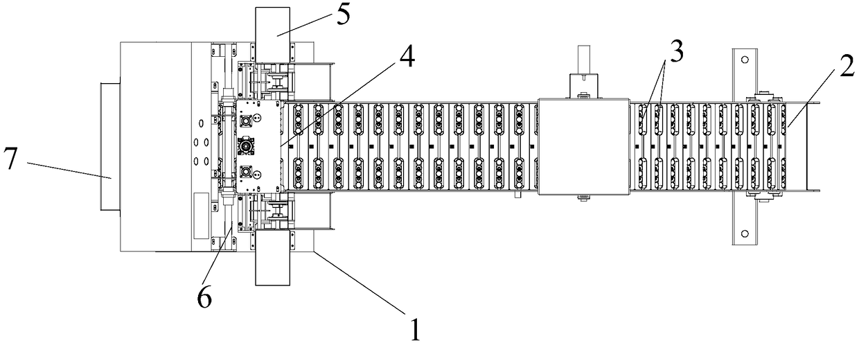 Bucket type automatic feeding threading machine