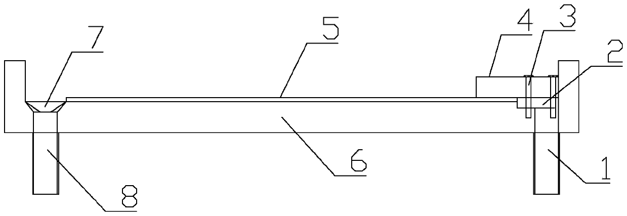 Device for realizing uniform spreading of liquid working medium