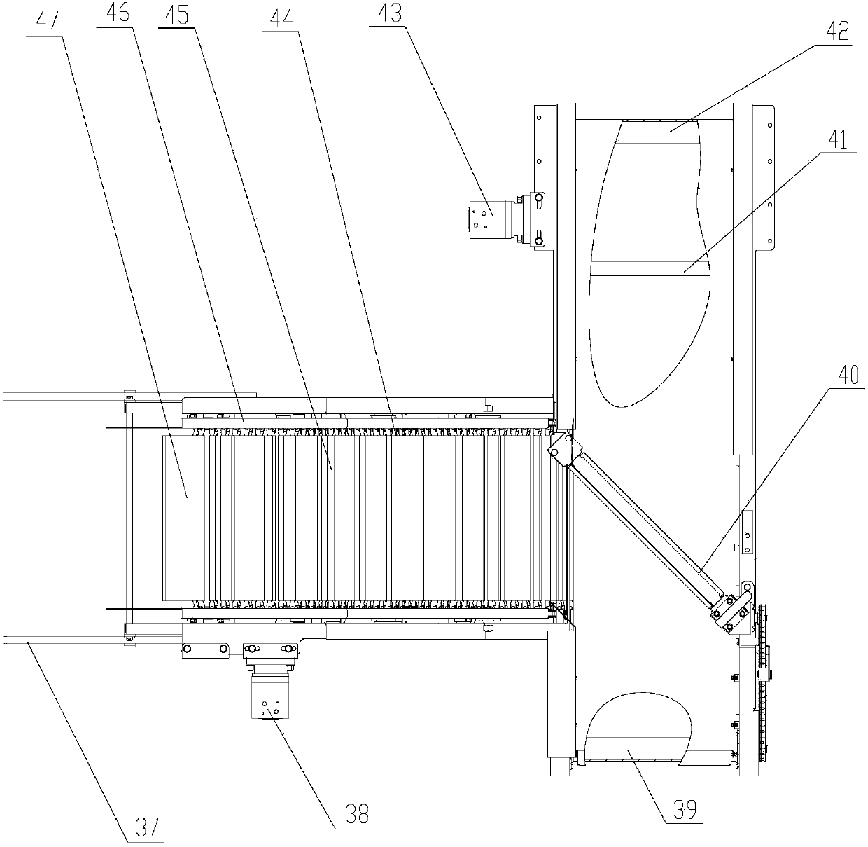 Self-propelled double row carrot combine harvester