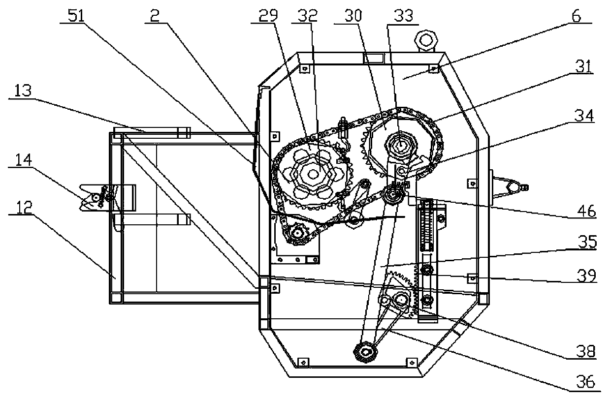 Hanging type straw bundling machine driven by single chain