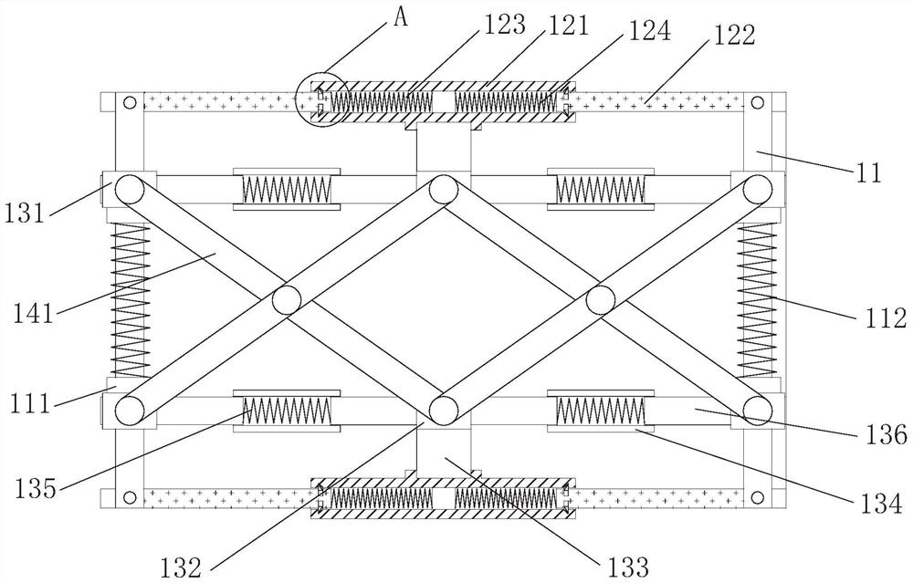 An auxiliary ship docking device