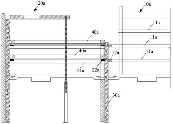 Support changing device for dismantling shared enclosure structure of adjacent foundation pits and construction method of support changing device