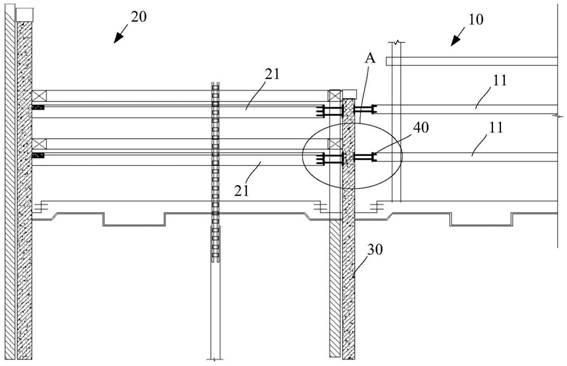 Support changing device for dismantling shared enclosure structure of adjacent foundation pits and construction method of support changing device