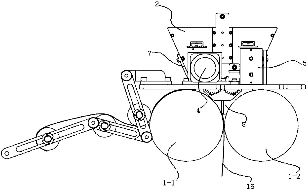 A roller feeding device for powder