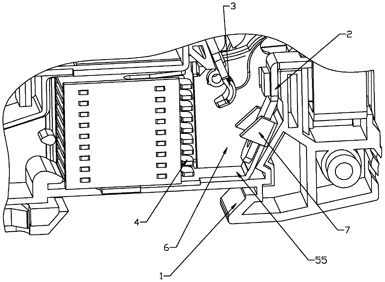 Arc extinguishing device of circuit breaker