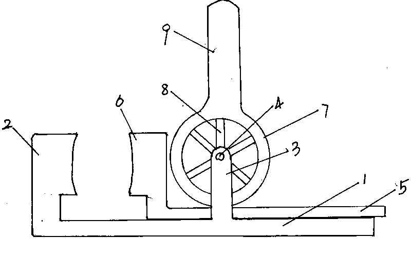 Worm and gear type nut knapper