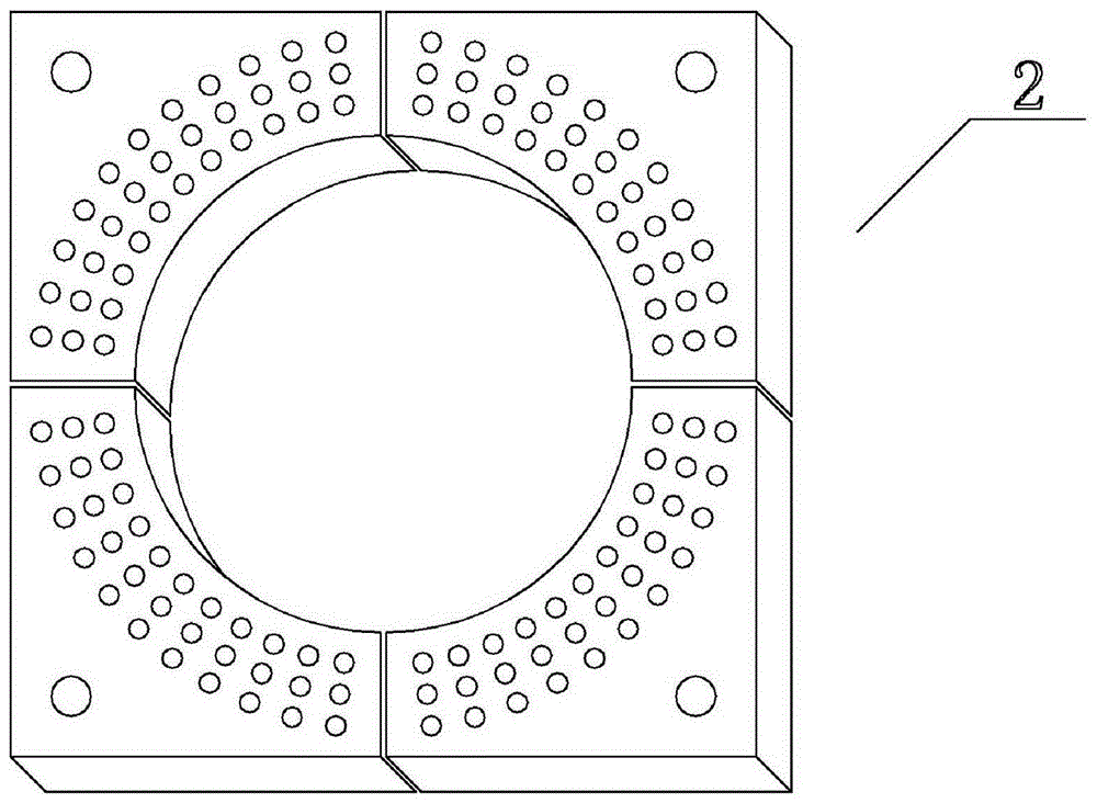 A combined tree hole cover and its application