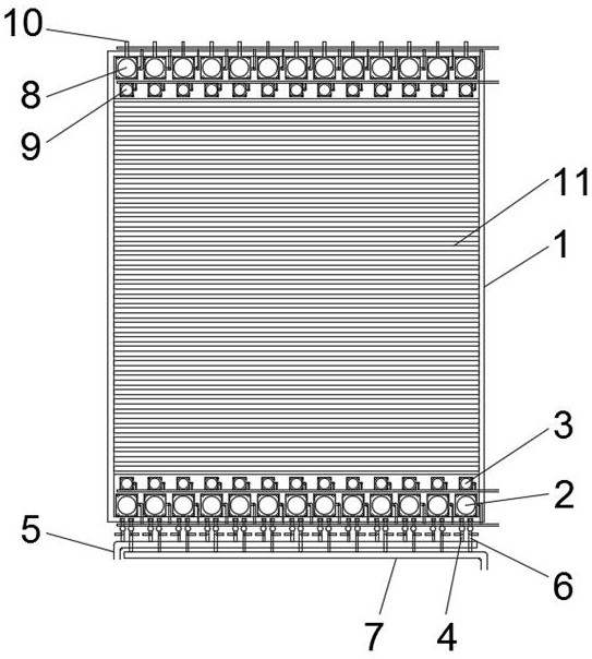 A device for connecting inner liner and outer coat of fire hose