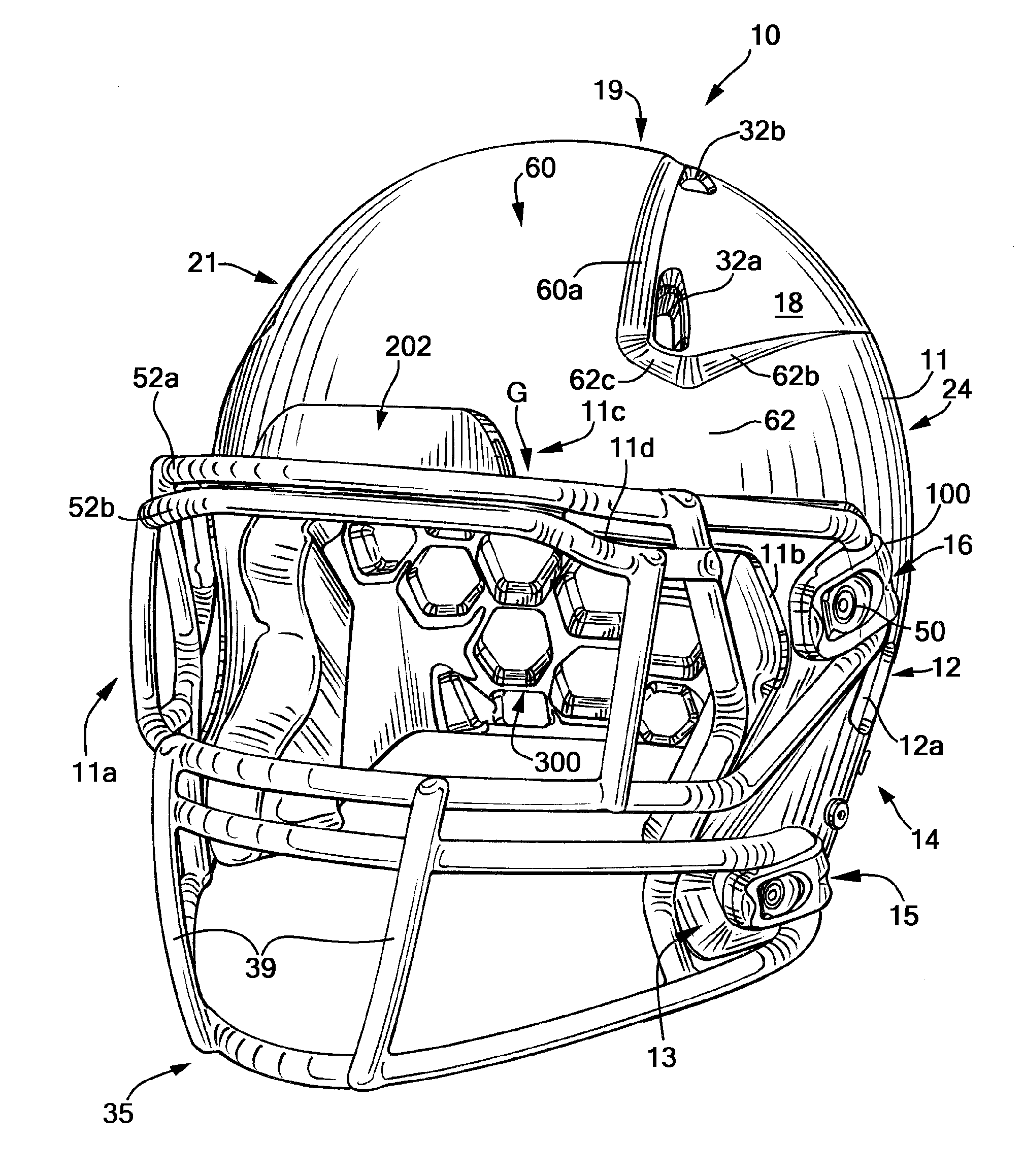 Protective sports helmet