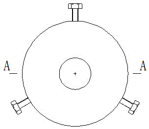 Simple three-claw centering clamp for steel pipe machining