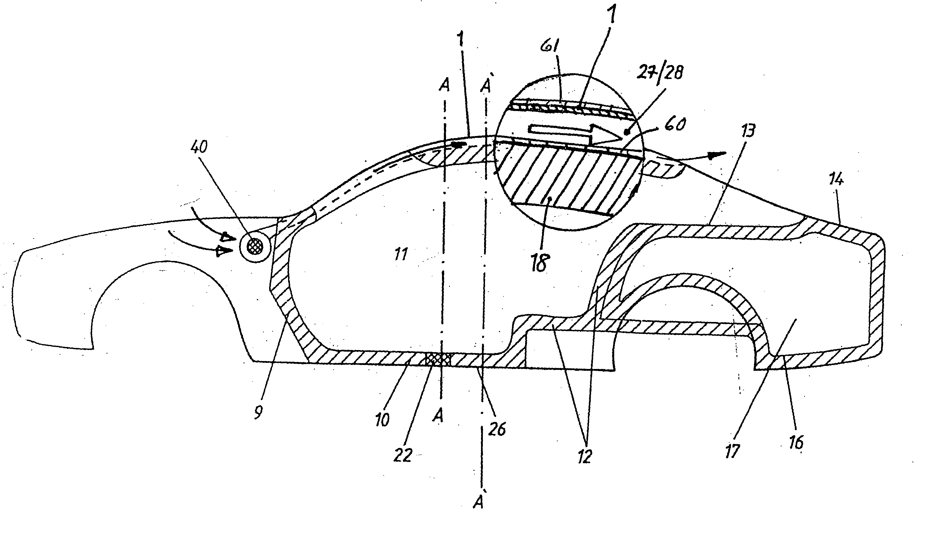 Motor vehicle passenger compartment heat insulation and dissipation