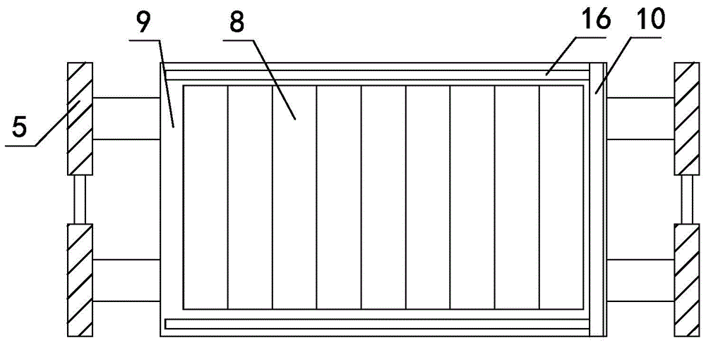 Cutting device with functions of discharging and pressing materials for forage cutting