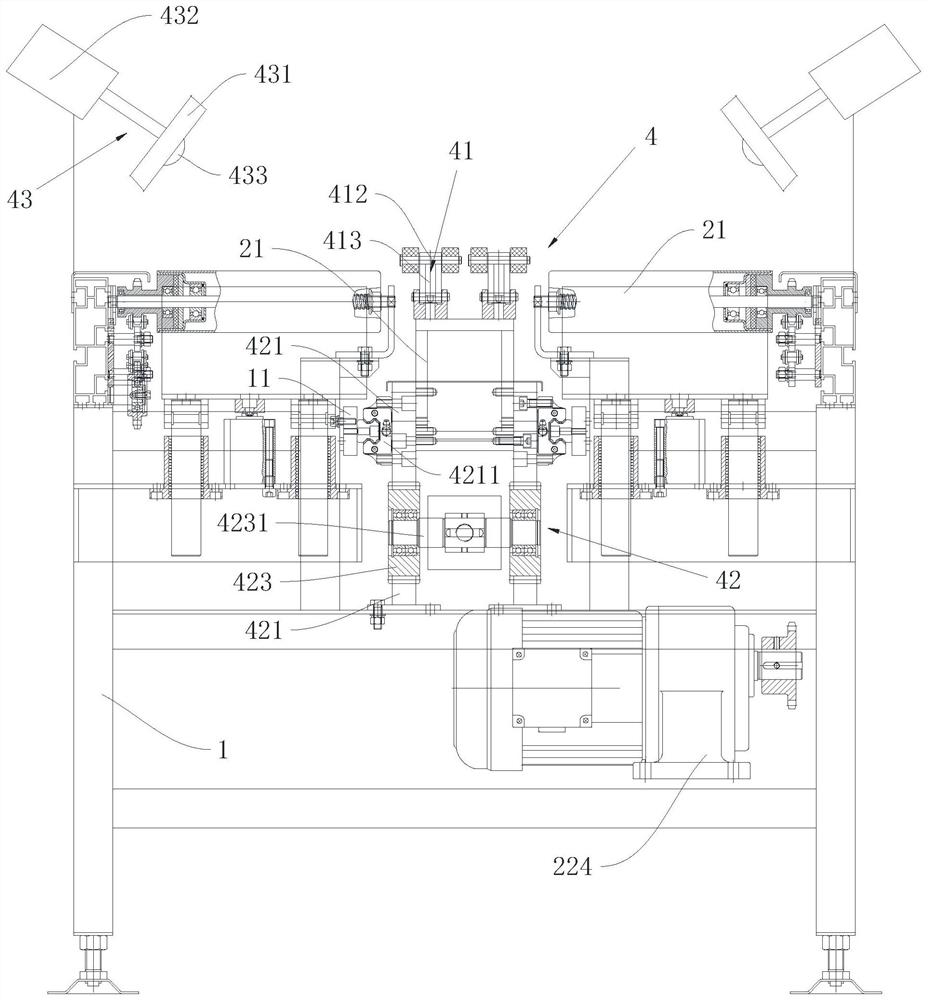 Multi-speed pushing-in machine, air conditioner outdoor unit flexible production line and production method of air conditioner outdoor unit flexible production line