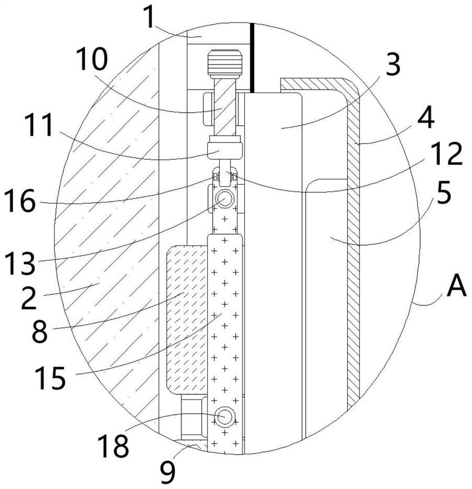 Low-error capacitance liquid level detection device