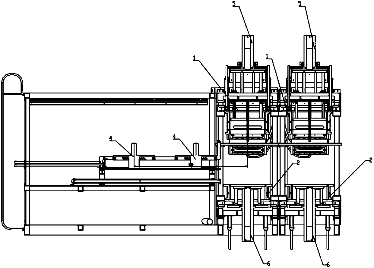 Multi-box synchronous molding machine