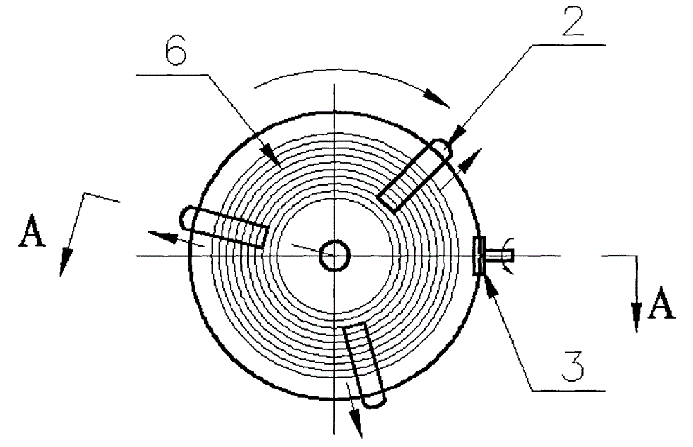 Adjustable self-centering tool false shaft