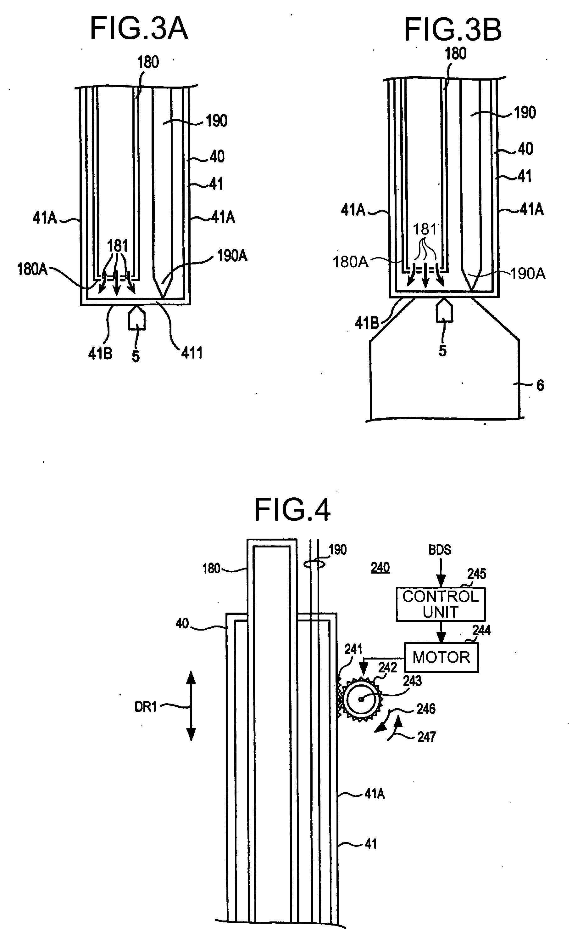 Crystal producing apparatus, crystal producing method, substrate producing method, gallium nitride crystal, and gallium nitride substrate