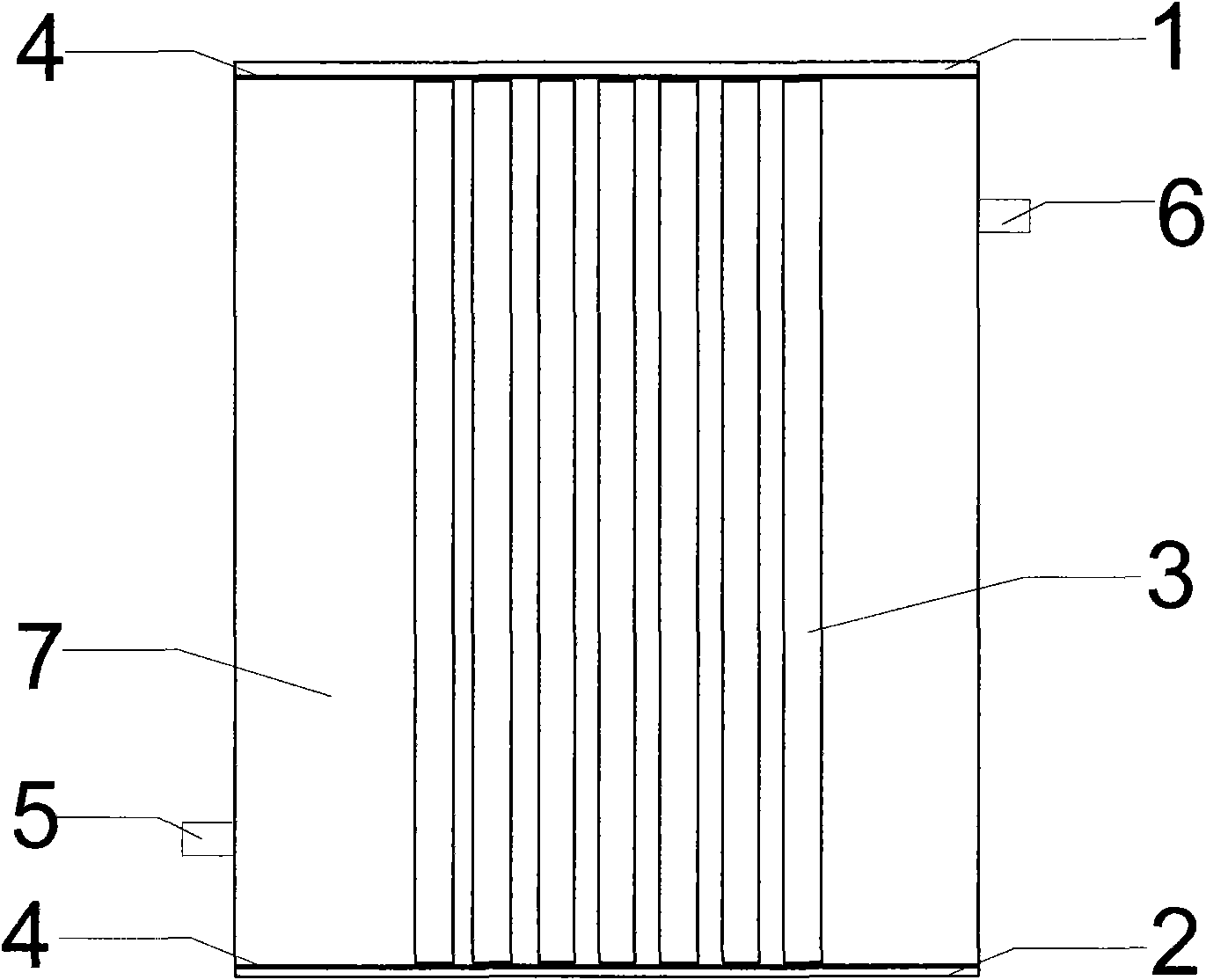 High-efficiency corrosion-resistant multitubular condenser