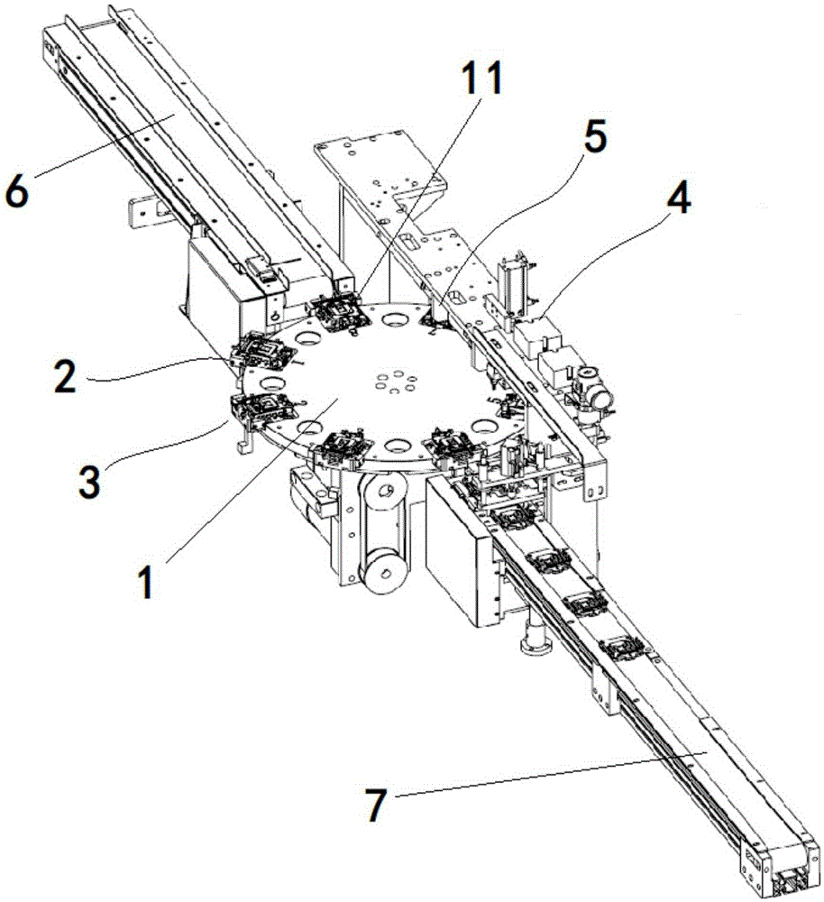 Automatic fixing device for screw machine