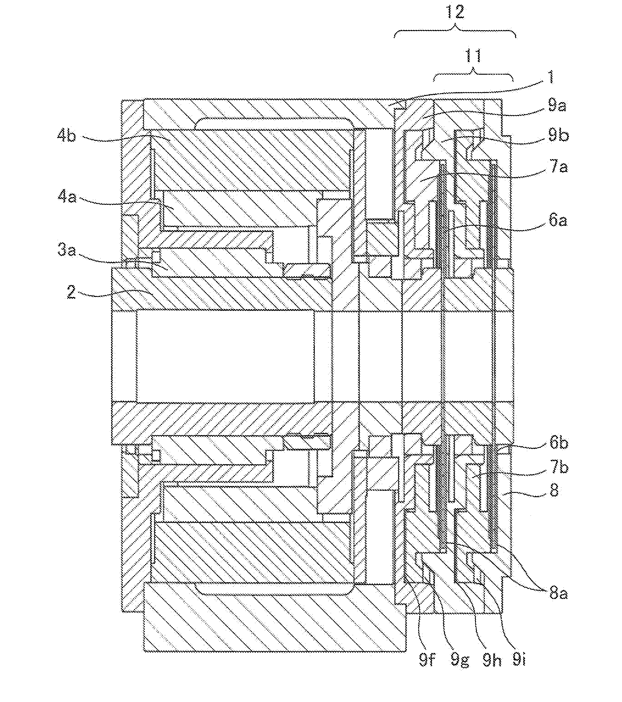 Rotary table and clamping mechanism