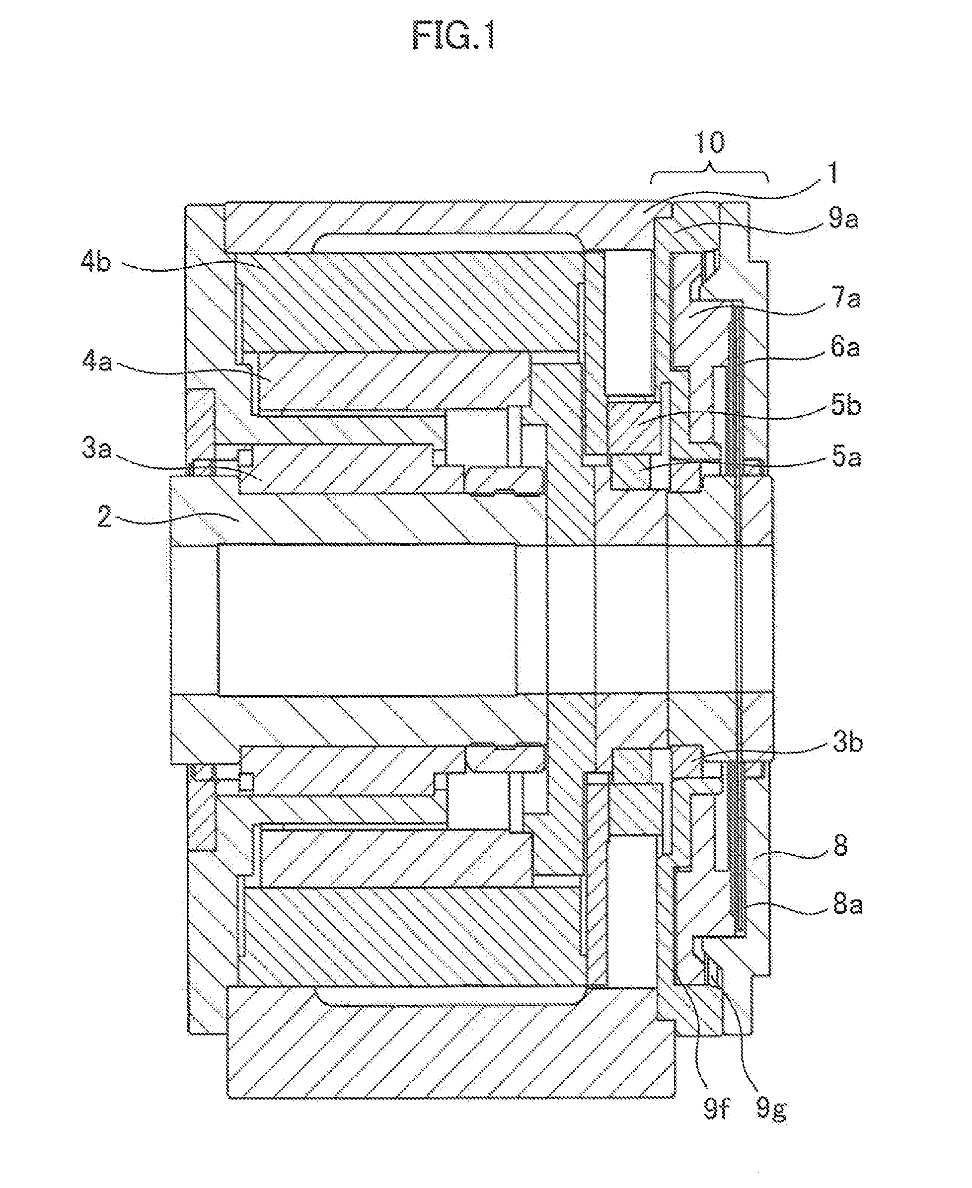 Rotary table and clamping mechanism