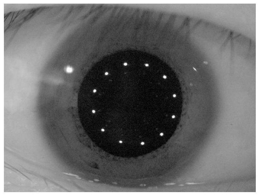 Three-dimensional eye movement tracking system and tracking method thereof