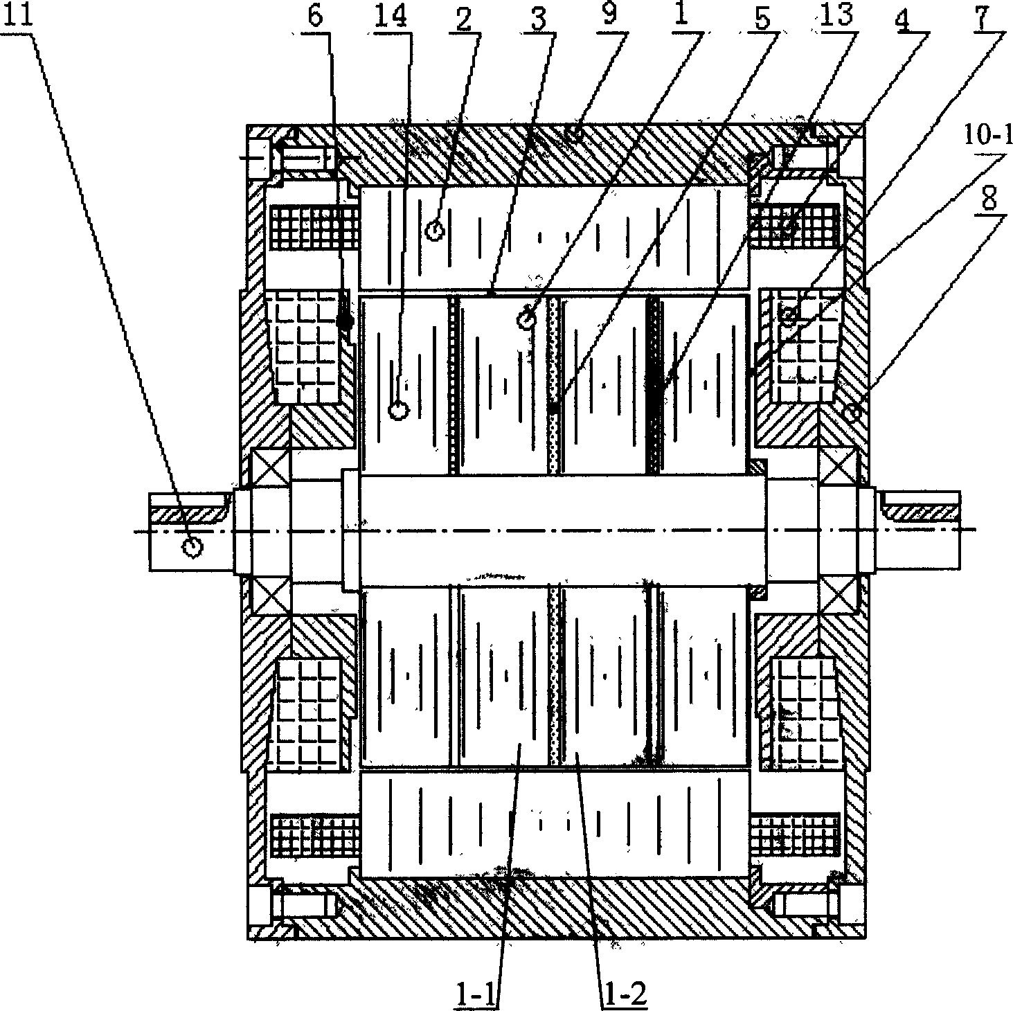 Axial exciting mixed reluctance motor