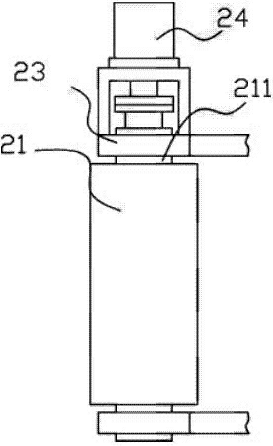 Automatic conveying mechanism of illuminating fluorescent tubes with automatic adjustment mechanism