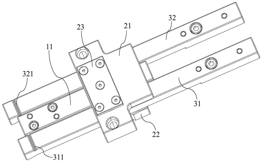 Mold positioning device and die