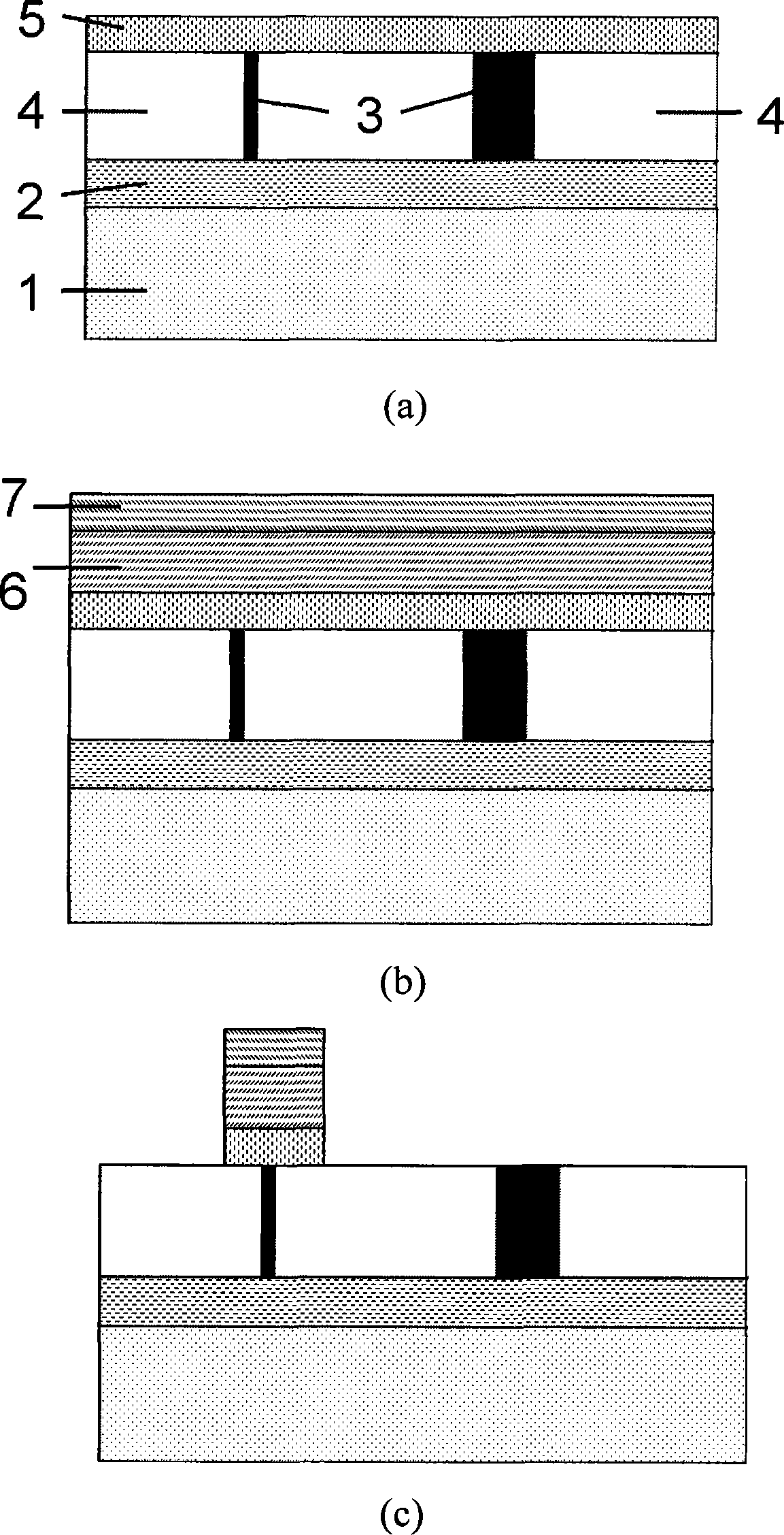 Oxide heat insulation layer for reducing phase-change memory cell power consumption and implementation method thereof