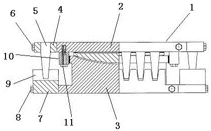 Replaceable modular comb-shaped shock-absorbing and isolating support and preparation method thereof